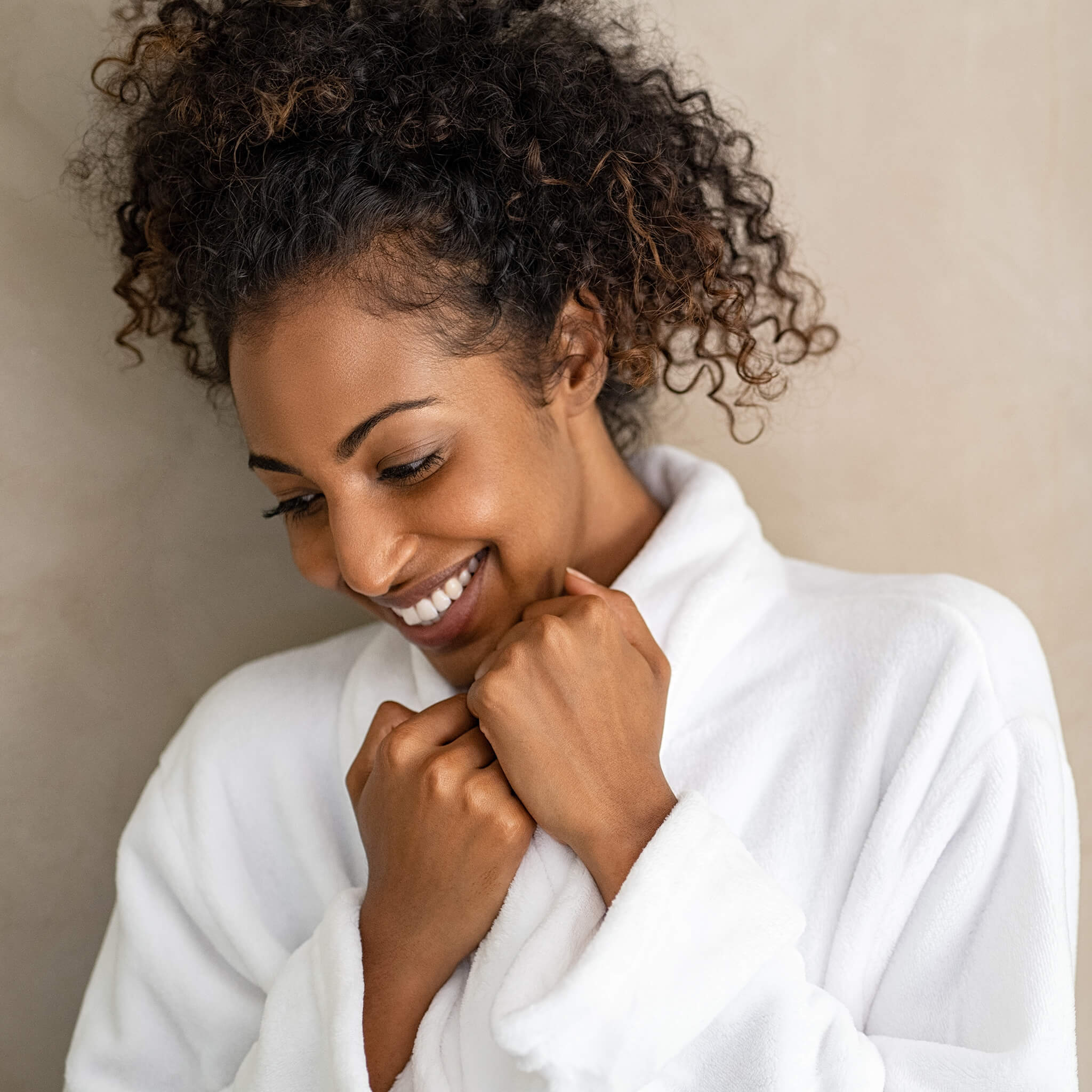 Soft Fleece White Guest Robe from WR Linens