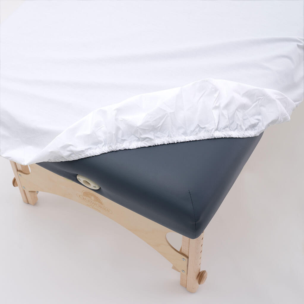T220 Percale Massage Table Sheet Set 3pc showing corner
